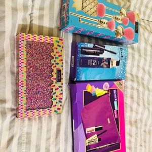 Tarte sets all brand new items authentic makeup